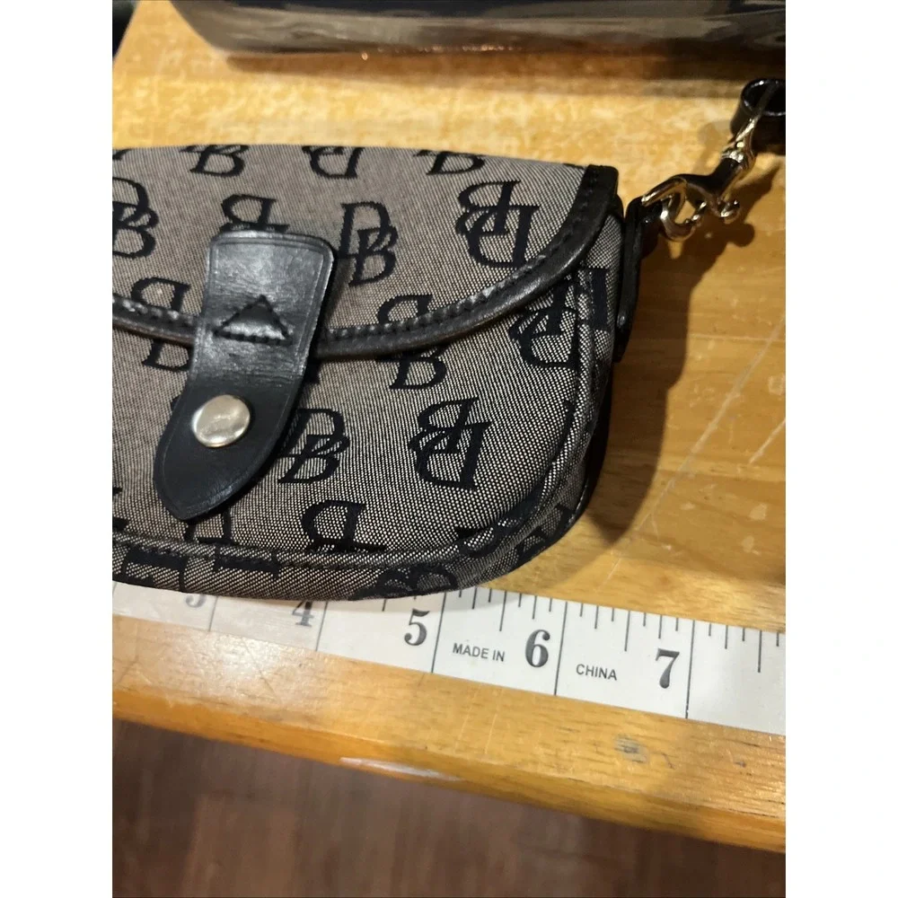 Dooney & Bourke Logo Navy Blue Wristlet Canvas‎ with Leather Trim 6x3.5